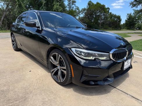 Used 2020 BMW 330i Sedan w/ Convenience Package RWD image 2