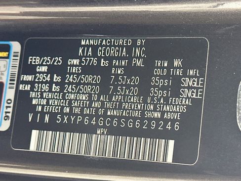 Used 2025 Kia Telluride S FWD image 12