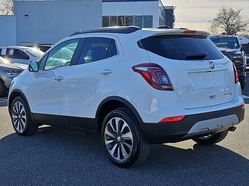Used 2021 Buick Encore Preferred w/ Safety Package image 5