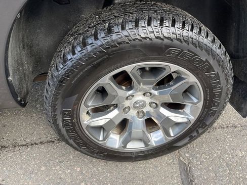 Used 2017 RAM 1500 Limited image 6