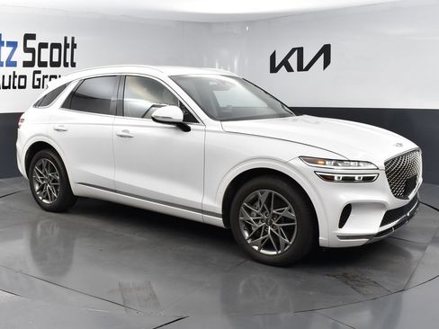 Used 2025 Genesis GV70 2.5T AWD/4WD image 7