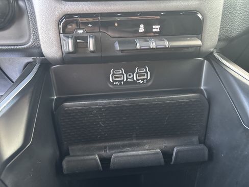 Used 2020 RAM 1500 Big Horn AWD/4WD image 20