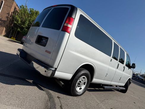 Used 2015 GMC Savana 3500 LT w/ LT Preferred Equipment Group RWD image 52