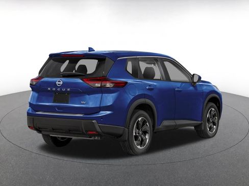 Used 2025 Nissan Rogue SV FWD image 2