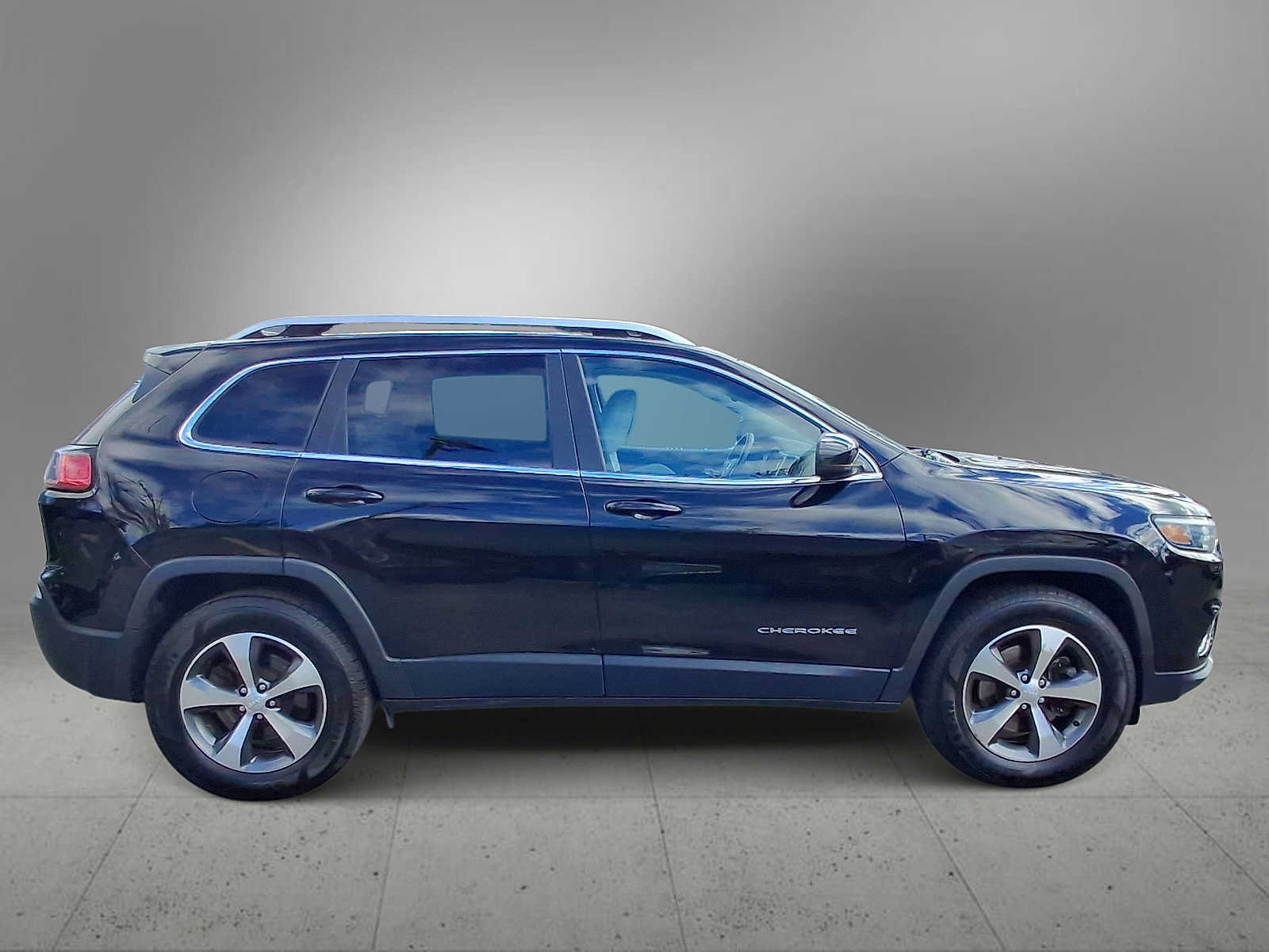 Used 2021 Jeep Cherokee Limited AWD/4WD image 9