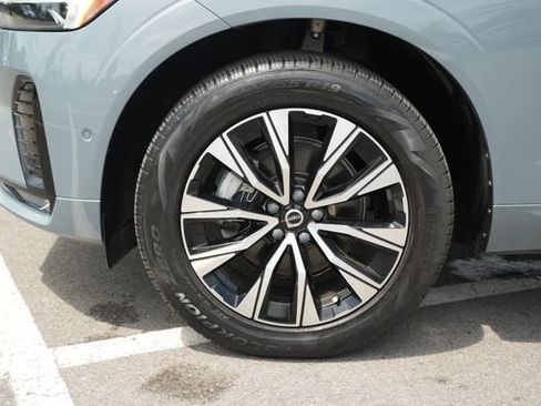 Used 2023 Volvo XC60 B5 Plus w/ Protection Package Premier FWD image 11