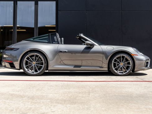 Certified 2024 Porsche 911 Targa 4S w/ Premium Package image 13