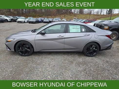 New 2026 Hyundai Elantra Sport image 2