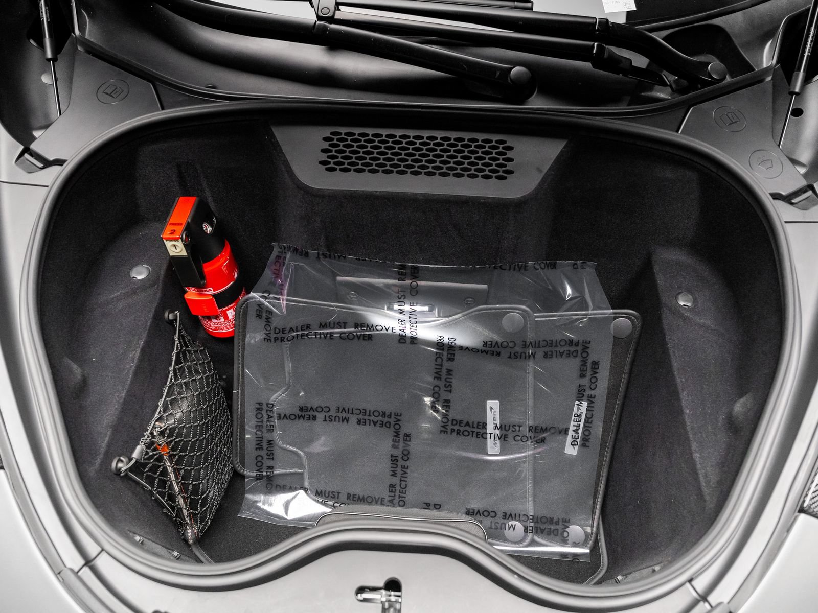 Used 2017 McLaren 570S Coupe RWD image 40