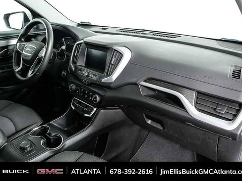 Used 2024 GMC Terrain SLE FWD image 21