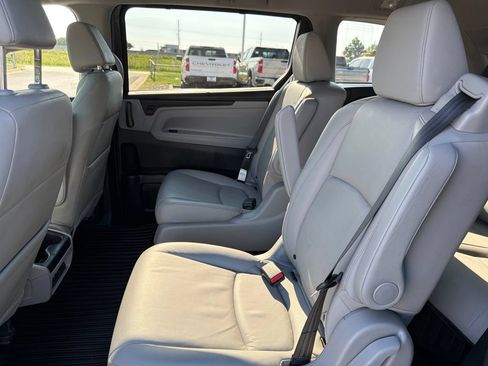 Used 2019 Honda Odyssey EX-L image 15