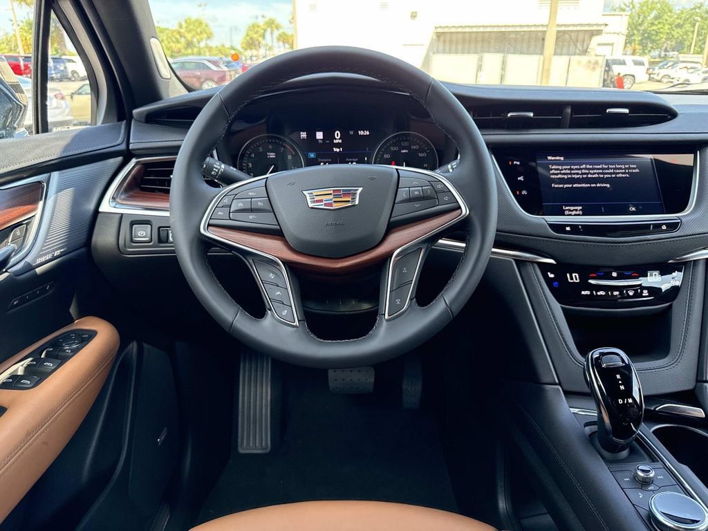 New 2026 Cadillac XT5 Premium Luxury w/ LPO, ONYX Package AWD/4WD image 17