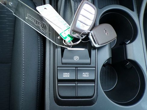 Used 2020 Hyundai Tucson Sport FWD image 29