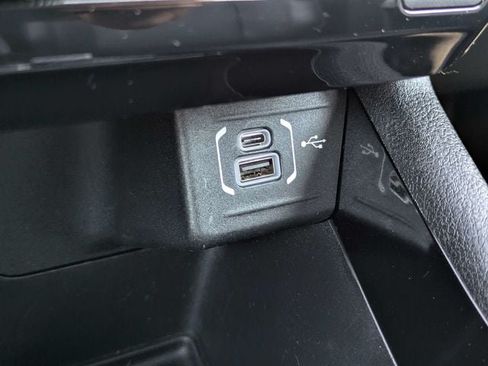 Used 2022 Jeep Compass Limited AWD/4WD image 21