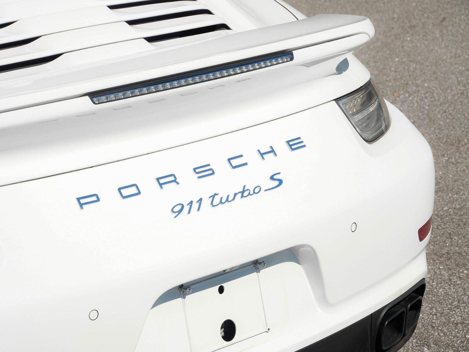 Used 2015 Porsche 911 Turbo S AWD/4WD image 30