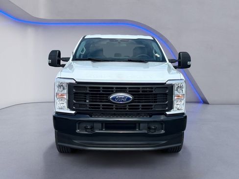 Used 2025 Ford F250 XL AWD/4WD image 13