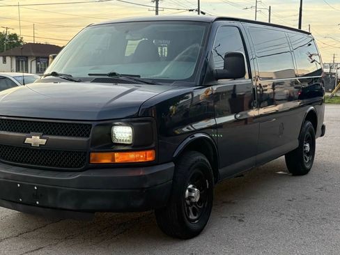 Used 2013 Chevrolet Express 1500 w/ Power Package image 1