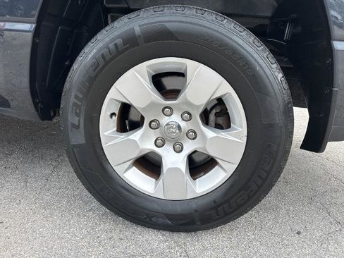Used 2021 RAM 1500 Big Horn RWD image 12