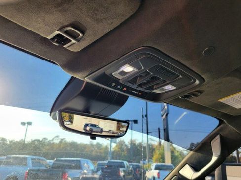 Used 2024 GMC Sierra 2500 AT4X image 24