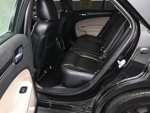 Used 2021 Chrysler 300 Touring w/ Sport Appearance Package RWD image 10
