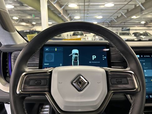 Used 2023 Rivian R1T Adventure image 12