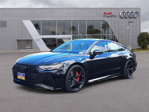 New 2025 Audi RS 7 Performance image 1