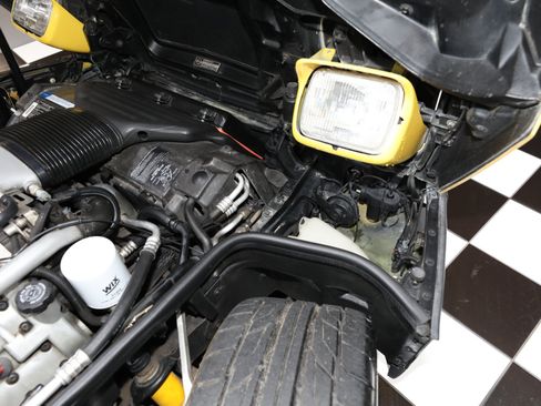 Used 1990 Chevrolet Corvette ZR-1 RWD image 71