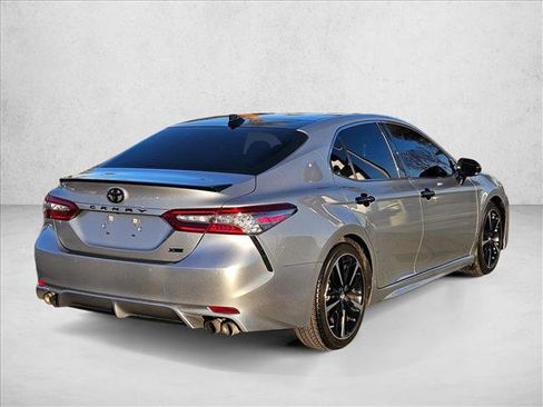 Used 2019 Toyota Camry XSE image 5