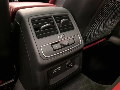 Used 2023 Audi S4 Premium Plus w/ Premium Plus Package image 31