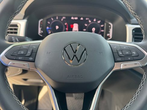 Used 2023 Volkswagen Atlas Cross Sport SE w/ Panoramic Sunroof Package AWD/4WD image 37