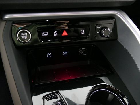 New 2025 Audi Q5 Premium Plus image 20