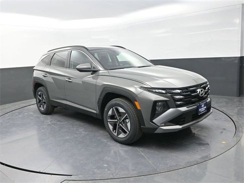 New 2026 Hyundai Tucson SEL image 2