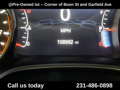 Used 2018 Jeep Compass Limited w/ Navigation Group AWD/4WD image 22