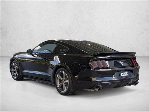 Used 2016 Ford Mustang Coupe w/ Equipment Group 051A image 8