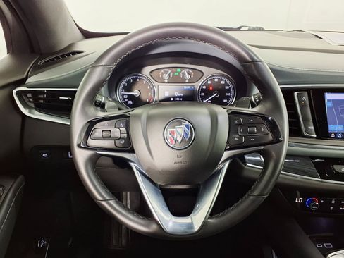 Used 2024 Buick Enclave Essence w/ Experience Buick Package FWD image 16