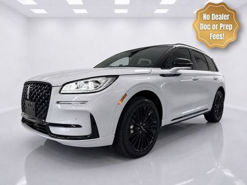 Used 2025 Lincoln Corsair Reserve w/ Equipment Group 202A AWD/4WD image 1