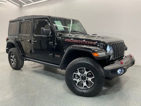Used 2022 Jeep Wrangler Unlimited Rubicon w/ LED Lighting Group AWD/4WD image 2
