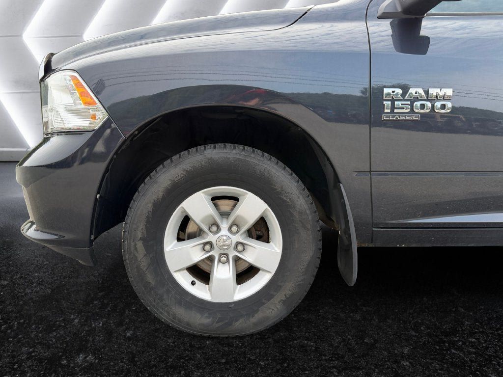 Used 2019 RAM 1500 Express AWD/4WD image 15