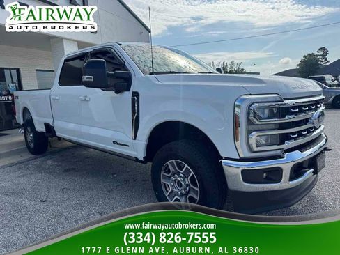Used 2025 Ford F250 Lariat AWD/4WD image 4