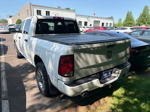 Used 2014 RAM 1500 Express AWD/4WD image 9