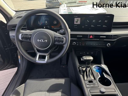 New 2026 Kia K5 LXS FWD image 12