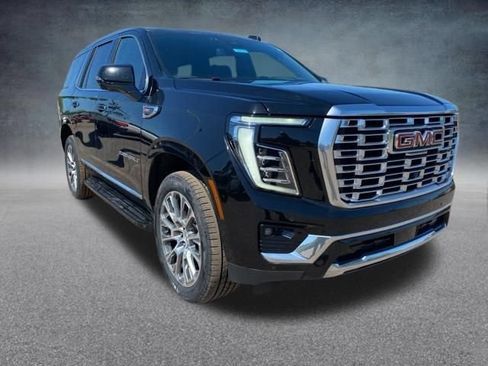 Used 2025 GMC Yukon Denali AWD/4WD image 2