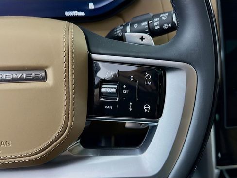 New 2026 Land Rover Range Rover SE image 12