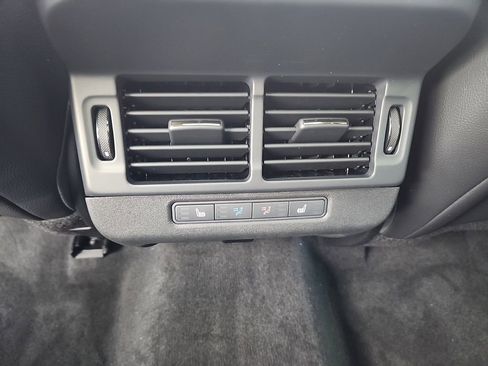 New 2025 Land Rover Range Rover Evoque Dynamic SE image 26