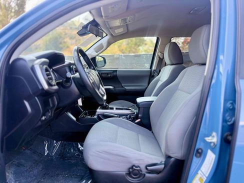 Used 2019 Toyota Tacoma SR5 RWD image 20