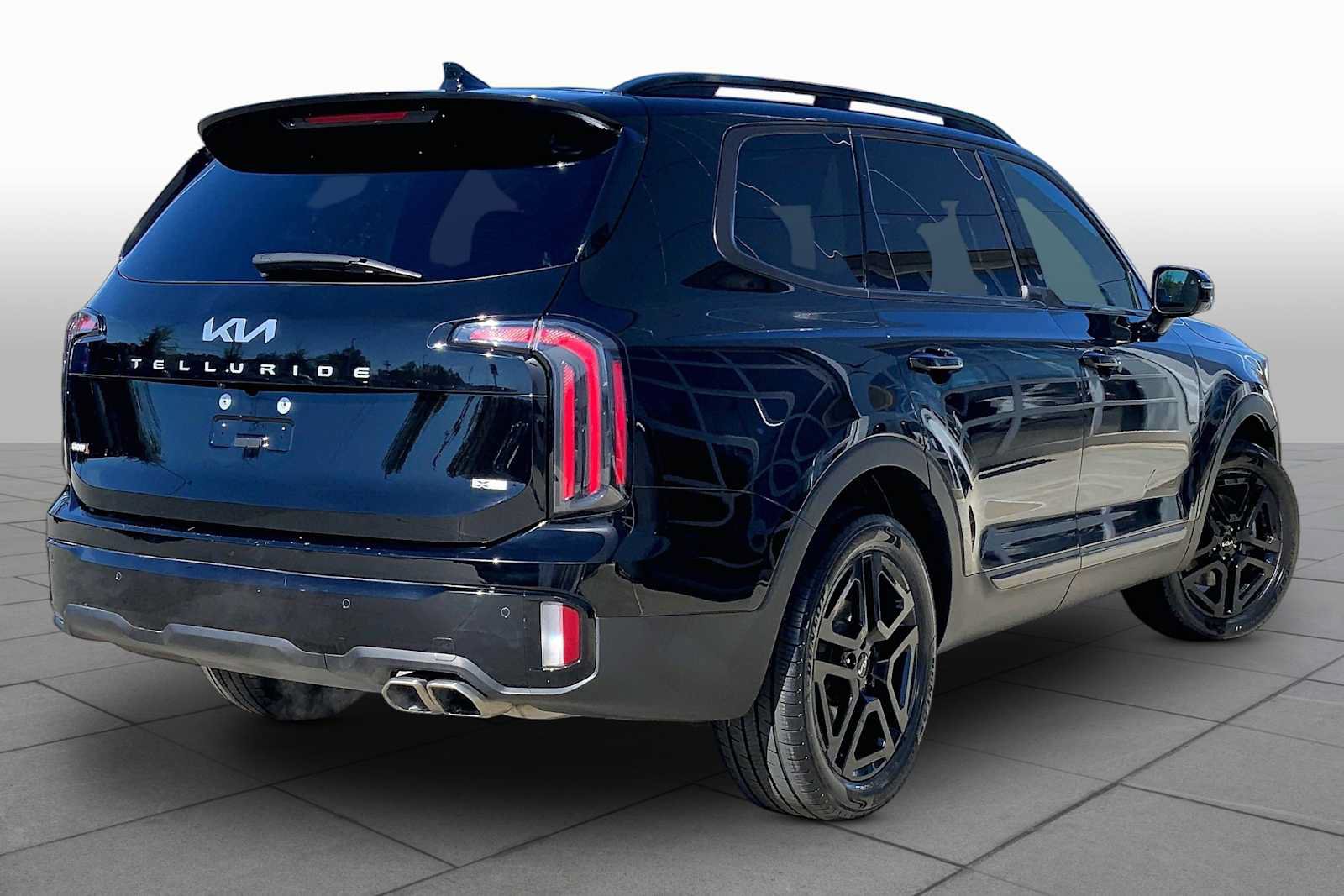 Used 2024 Kia Telluride SX Prestige X-Line AWD/4WD image 12