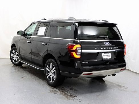 Used 2023 Ford Expedition Limited image 8