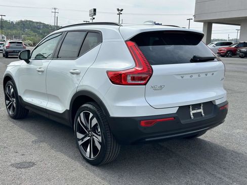 New 2026 Volvo XC40 B5 Ultra w/ Protection Package Premier image 5