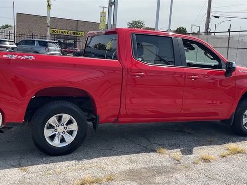 Used 2025 Chevrolet Silverado 1500 LT image 25