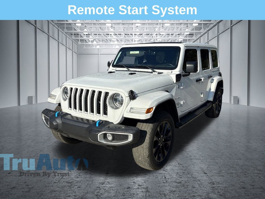 Used 2022 Jeep Wrangler Unlimited Sahara w/ Cold Weather Group AWD/4WD image 3